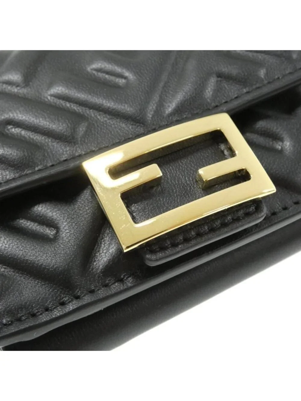 Fendi Wallet Gold
